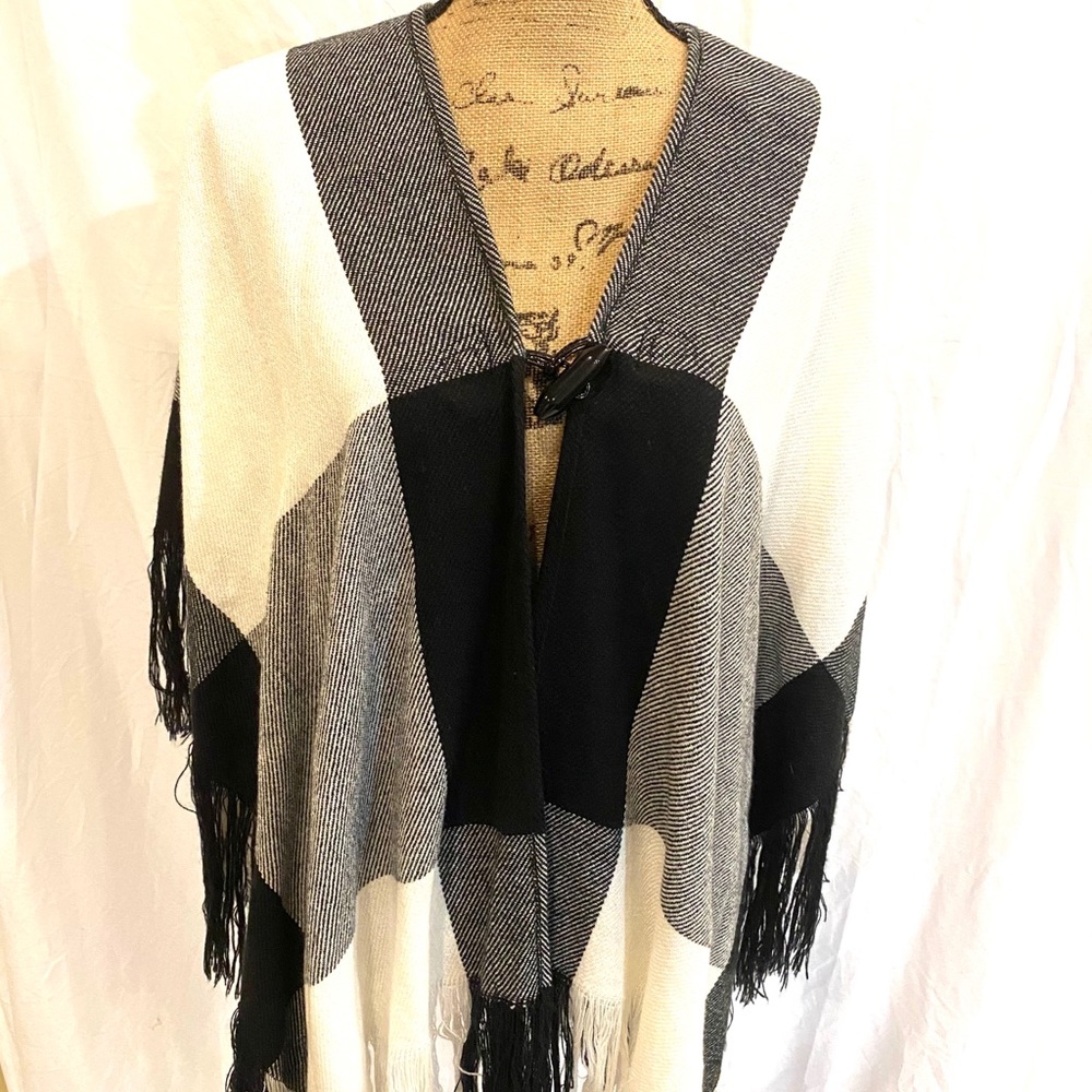 Black and white shrug